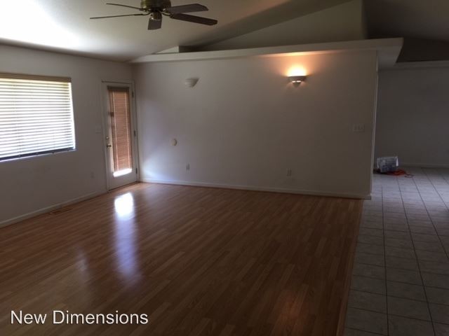 Foto del edificio - 4 br, 2 bath House - 10100 N. Virginia St.