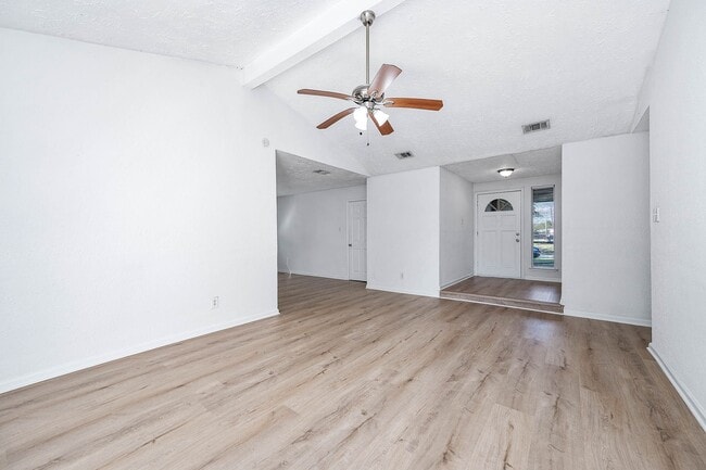 Building Photo - 24007 Pepperrell Pl St