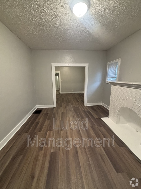 Building Photo - 123 N 37th St