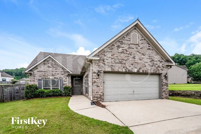 Foto principal - 777 Forest Lakes Dr