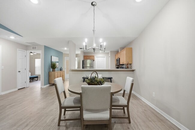 Foto del edificio - 5356 W Oak Park Blvd