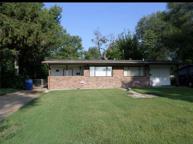 Building Photo - 795 Southwell Ln