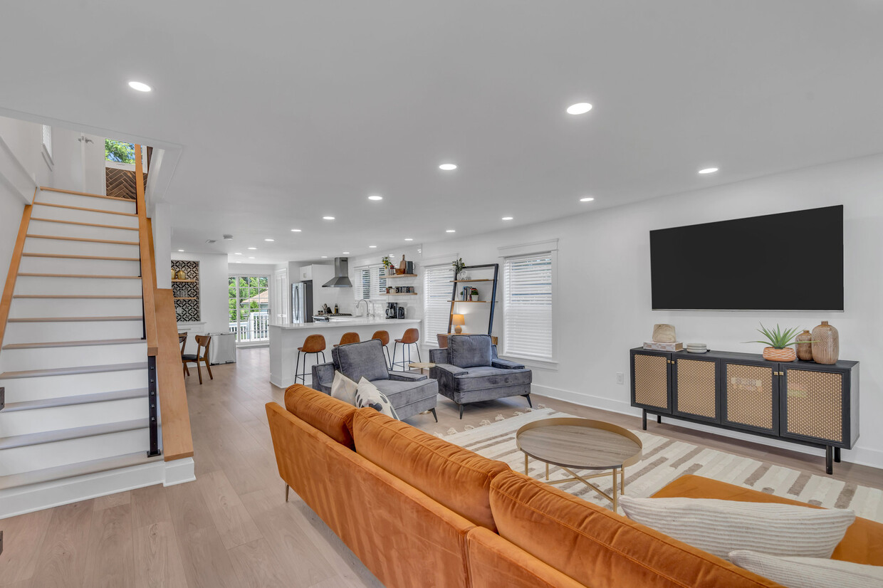 Foto principal - 1205 7th Ave