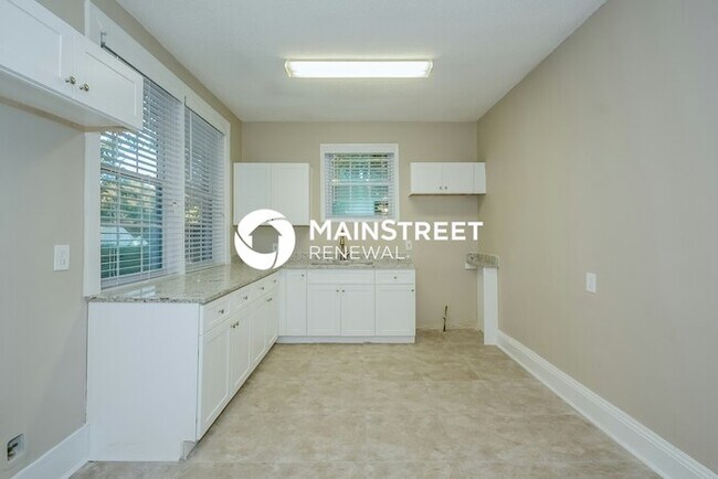Building Photo - 2 Bedroom Pet-Friendly Home in Atlanta, GA...