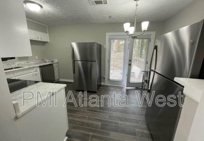 Foto del edificio - 8421 Stonewall Jackson Dr