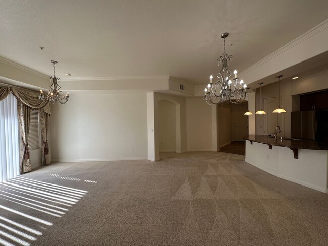 Building Photo - Manhattan Condo