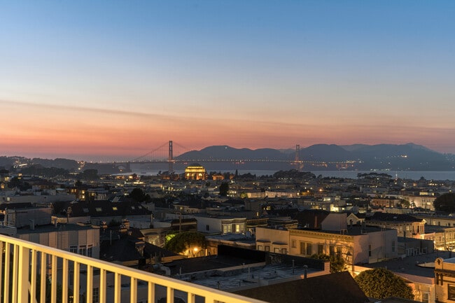 Foto del edificio - 2134 Green St