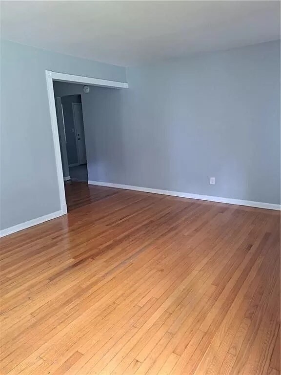 Building Photo - 2578 Bonnybrook Dr SW