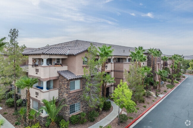 Building Photo - Carefree Senior Living at the Willows (55+)