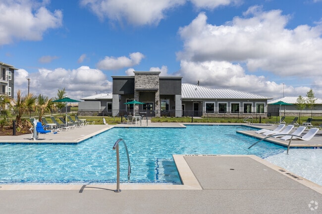 Modern Resort-Inspired Pool - Freestone Greenville