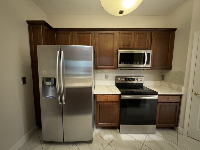 Building Photo - The Overlook - Baymeadows