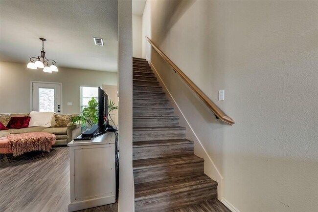 Foto del edificio - 1014 Skyview Ct