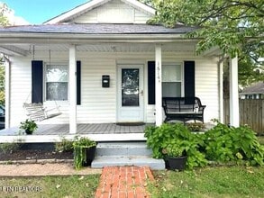 Building Photo - 1614 Lodge St
