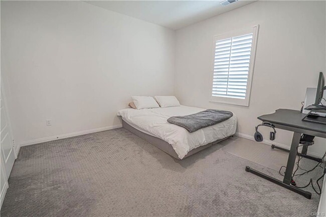 Building Photo - 17047 Zion Dr