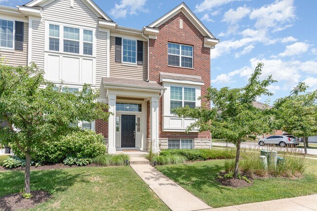 Foto del edificio - Gorgeous 3 Bed Townhome in Orland Park