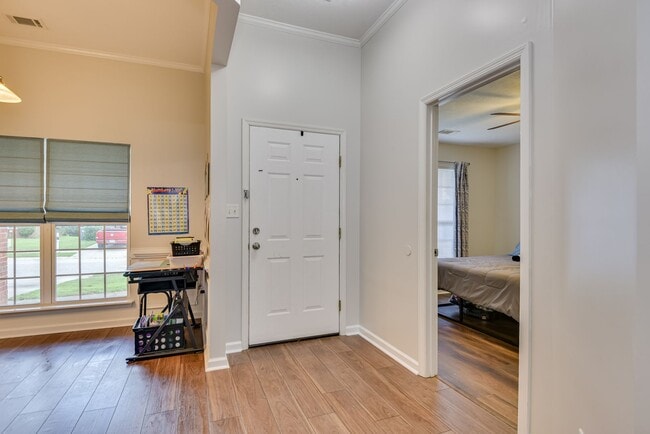 Building Photo - 660 Butler Springs Cir