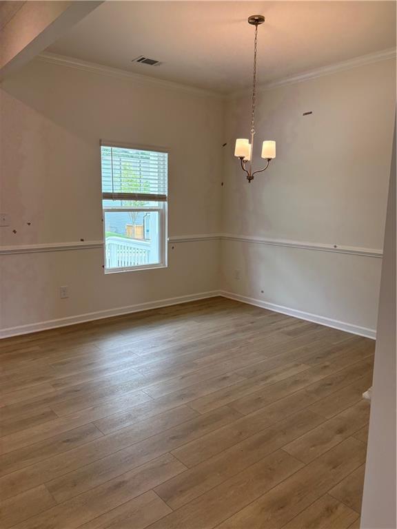 Foto del edificio - 329 Bloomfield Cir