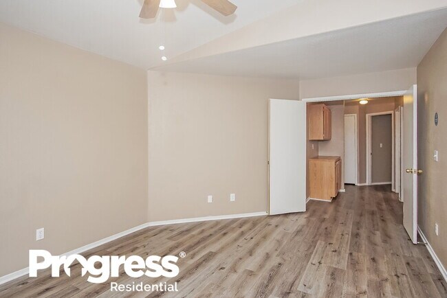 Foto del edificio - 5239 Nest Ct