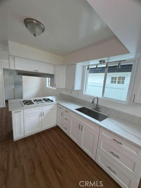 Building Photo - 8000 Ben