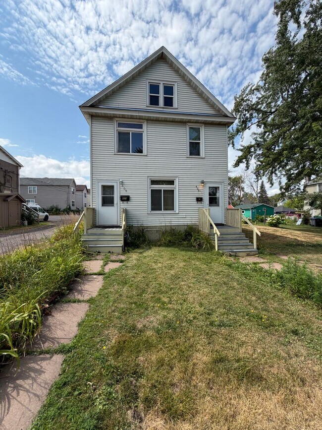 Building Photo - 409 N 51st Ave W
