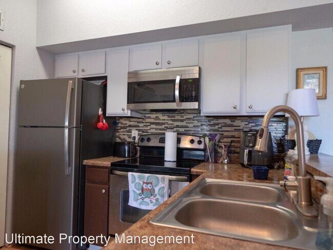 Building Photo - 2 br, 2 bath House - 171 SW Palm Drive 305