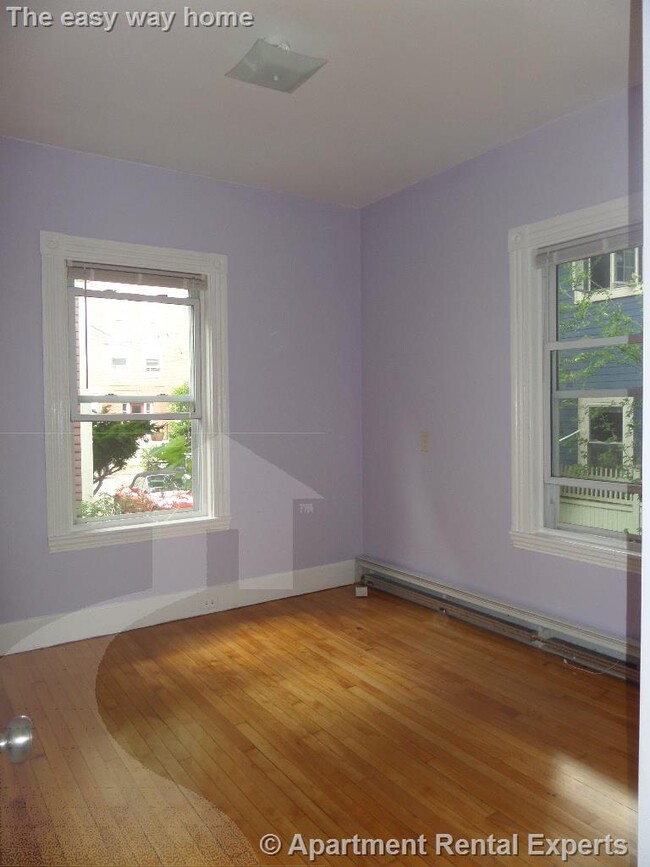 Building Photo - Studio+ - Renovated; Porter Square - North...