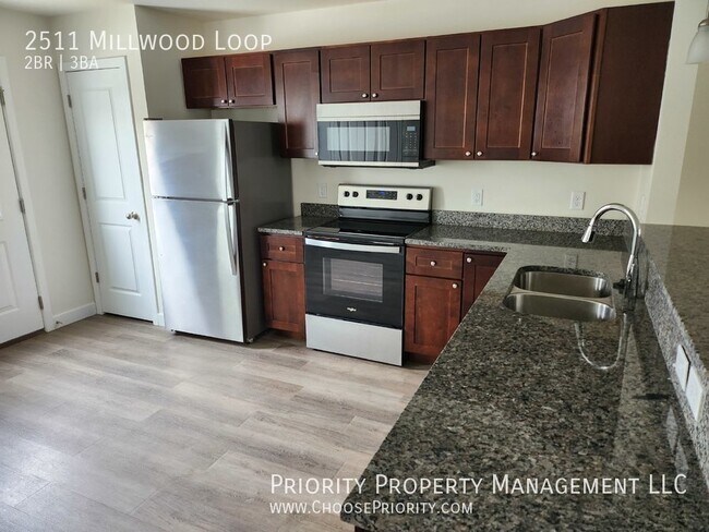 Foto del edificio - 2BR 2.5BA Townhome, Harrisonburg