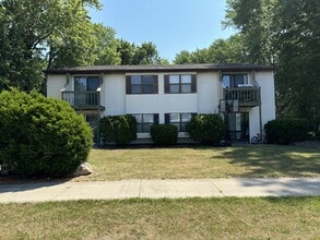 Building Photo - 335 Oxford Ct