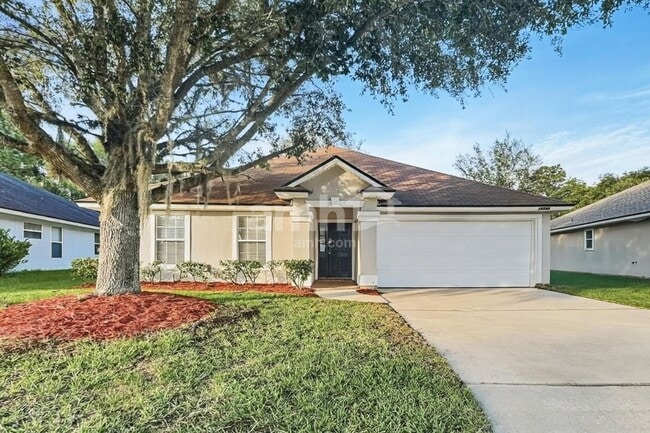 Building Photo - 14249 Fish Eagle Dr E