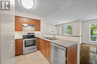 Building Photo - 515 Rosewell Ave