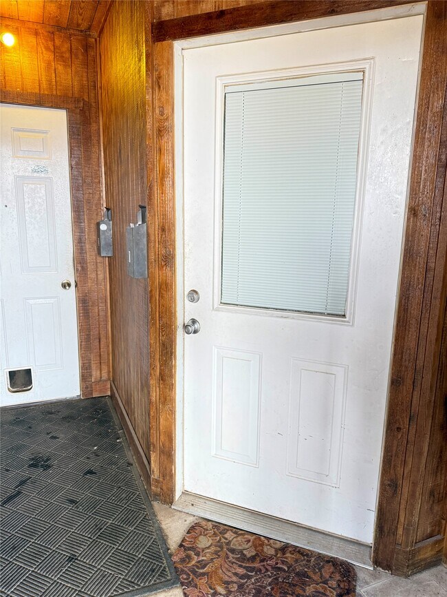 Foto del edificio - 5911 Farm to Market Rd 1459