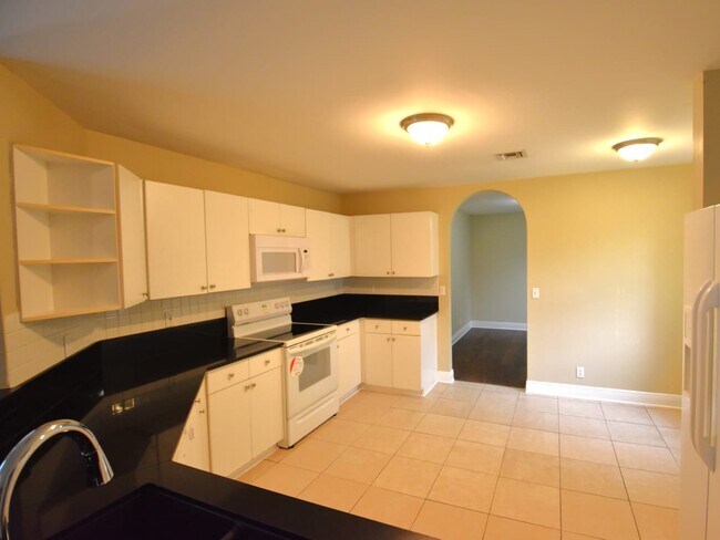 Building Photo - 210 NW 107th Ave