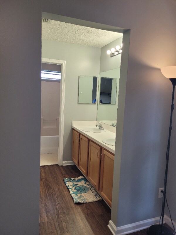 Building Photo - 8573 Springtree Road