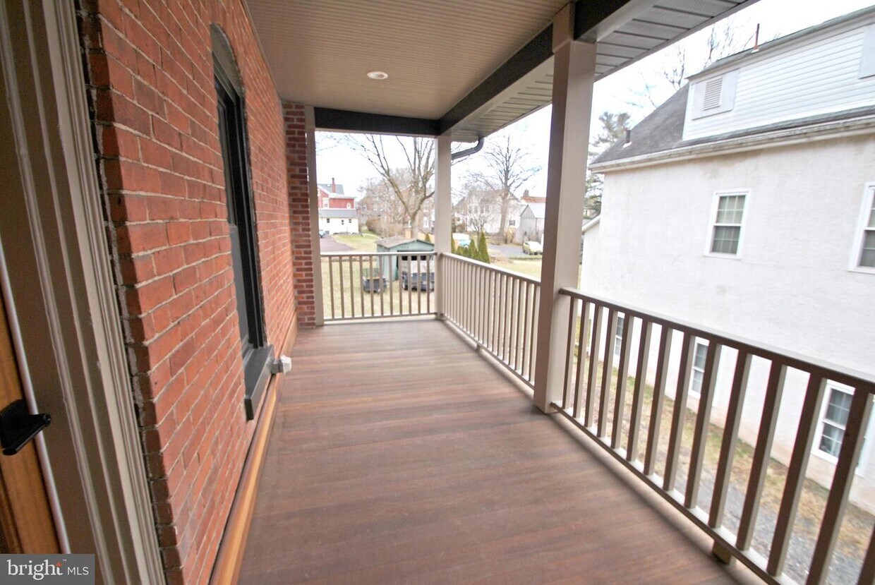 513 W Chestnut St, Perkasie, PA 18944 House Rental in Perkasie, PA