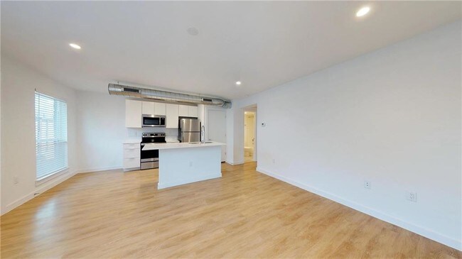 Foto del edificio - 4503 Cedar Springs Rd
