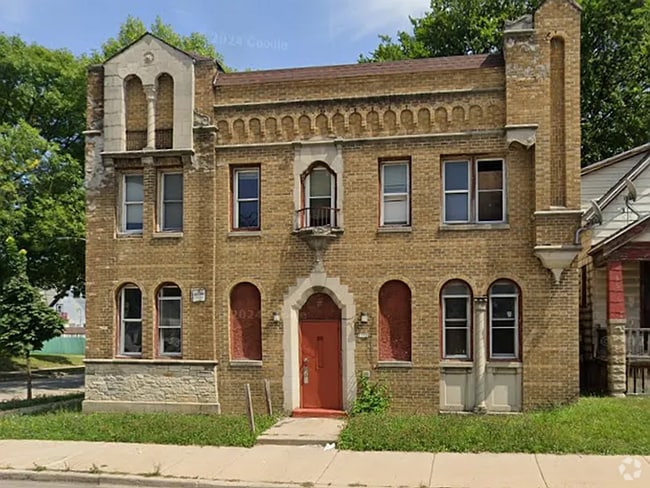 Building Photo - 2776 N 35th St