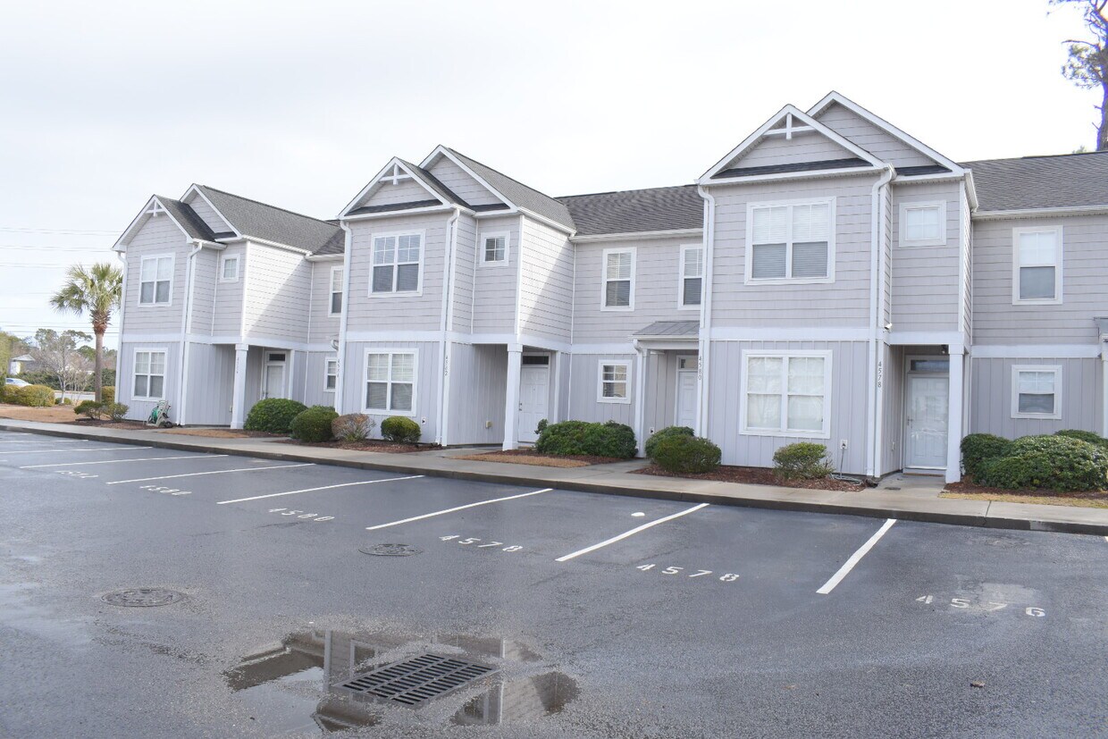 4580 Exuma Ln, Wilmington, NC 28412 Townhouse for Rent in Wilmington