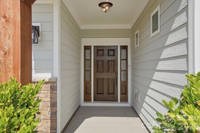 Foto del edificio - 6532 Wildbrook Dr