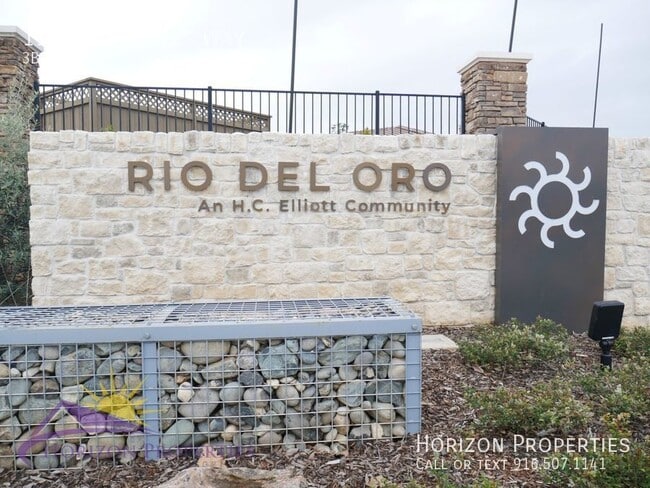 Building Photo - *New Home*  3 Bed 2 Bath 1,566sqft single ...