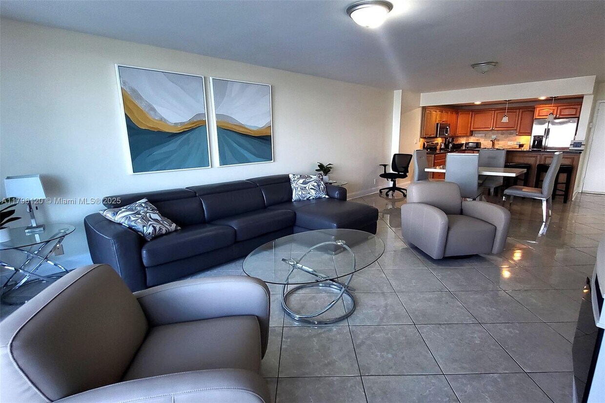 Foto principal - 2101 S Ocean Dr