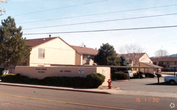 Building Photo - Peckman Gardens Condominium