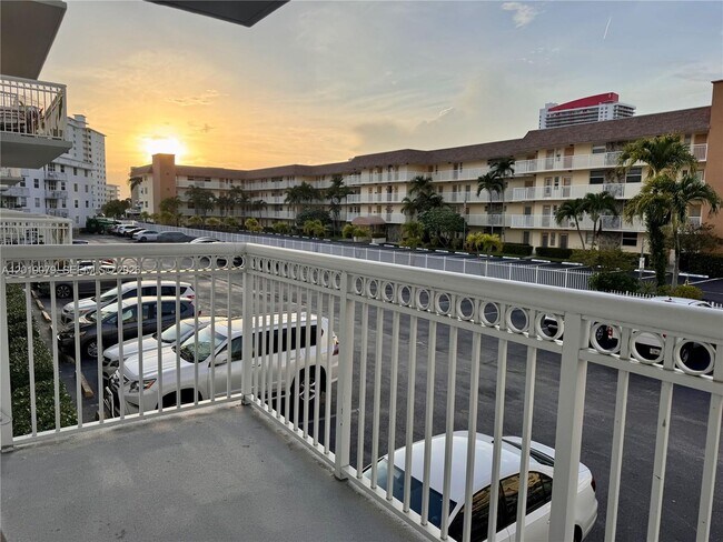 Foto del edificio - 1913 S Ocean Dr