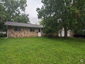 Building Photo - 5983 Buick Dr
