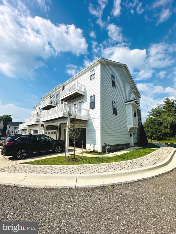 Primary Photo - 17217 Redland Rd