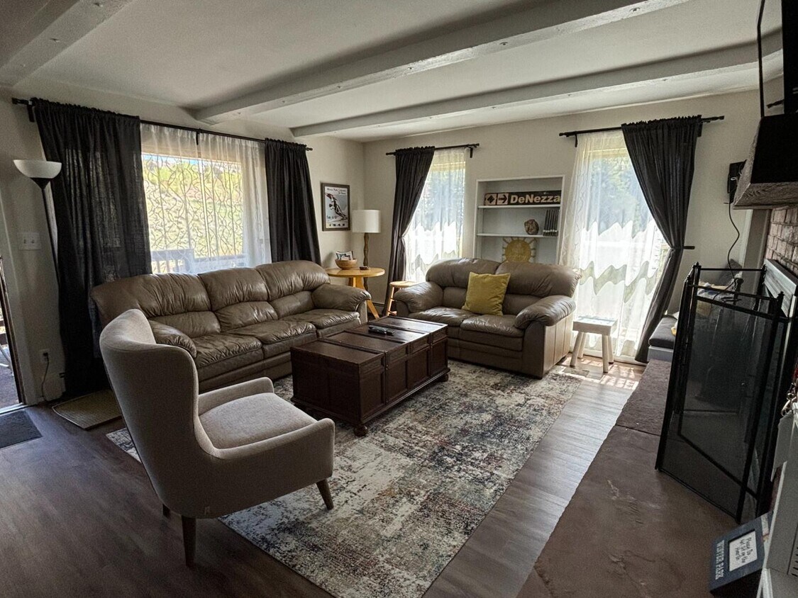 Foto principal - 168 Hi Country Dr