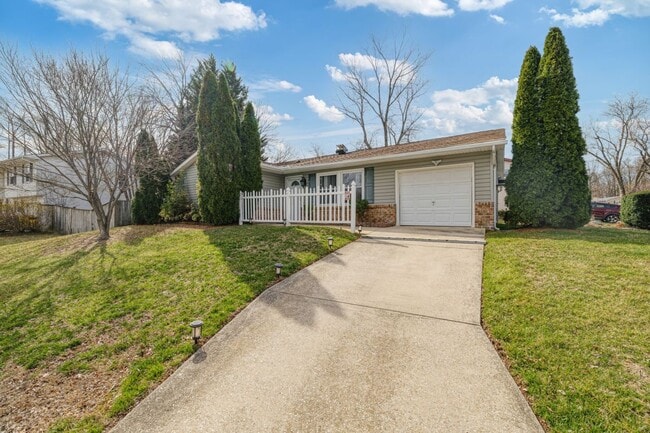 Building Photo - 2541 Symphony Ln