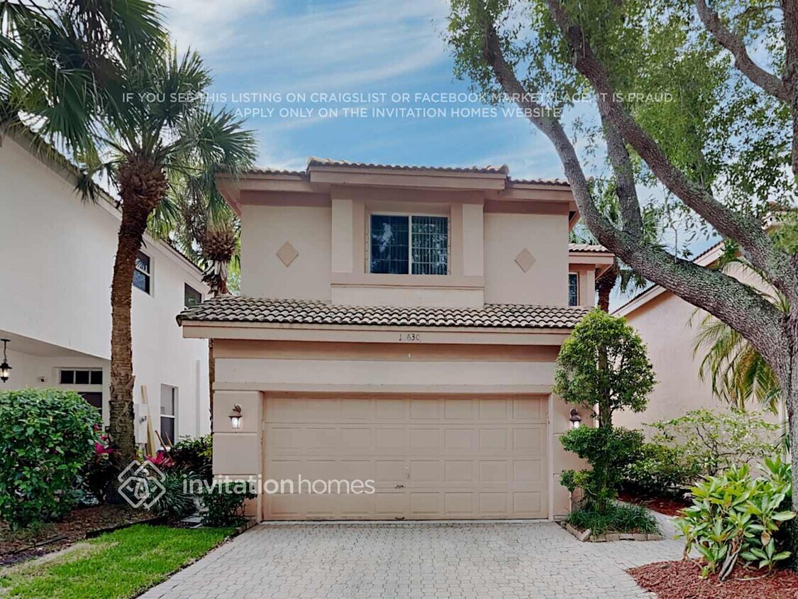 Foto principal - 10630 NW 1st St