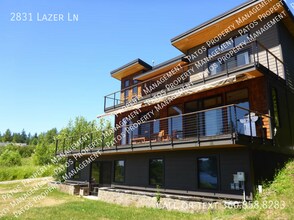 Building Photo - 2831 Lazer Ln