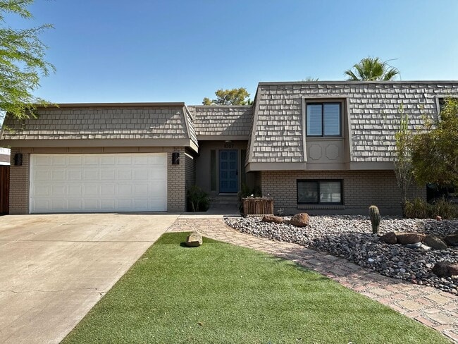 5 Bedroom Split-Floor Plan Scottsdale Home... - 5 Bedroom Split-Floor Plan Scottsdale Home...