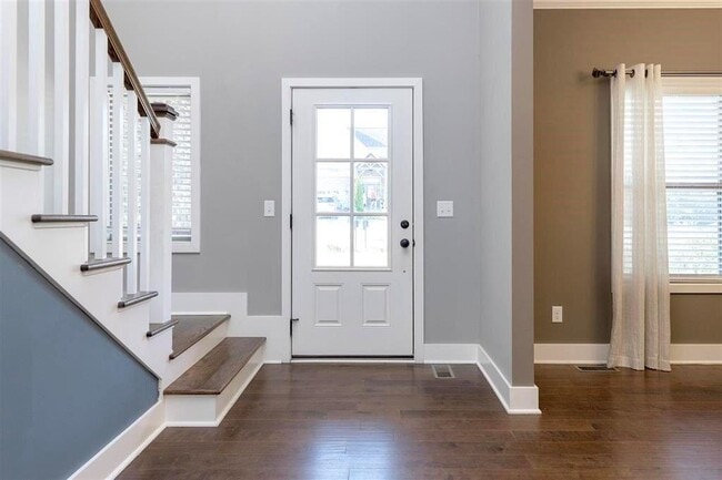 Building Photo - 413 Adalynn Cir